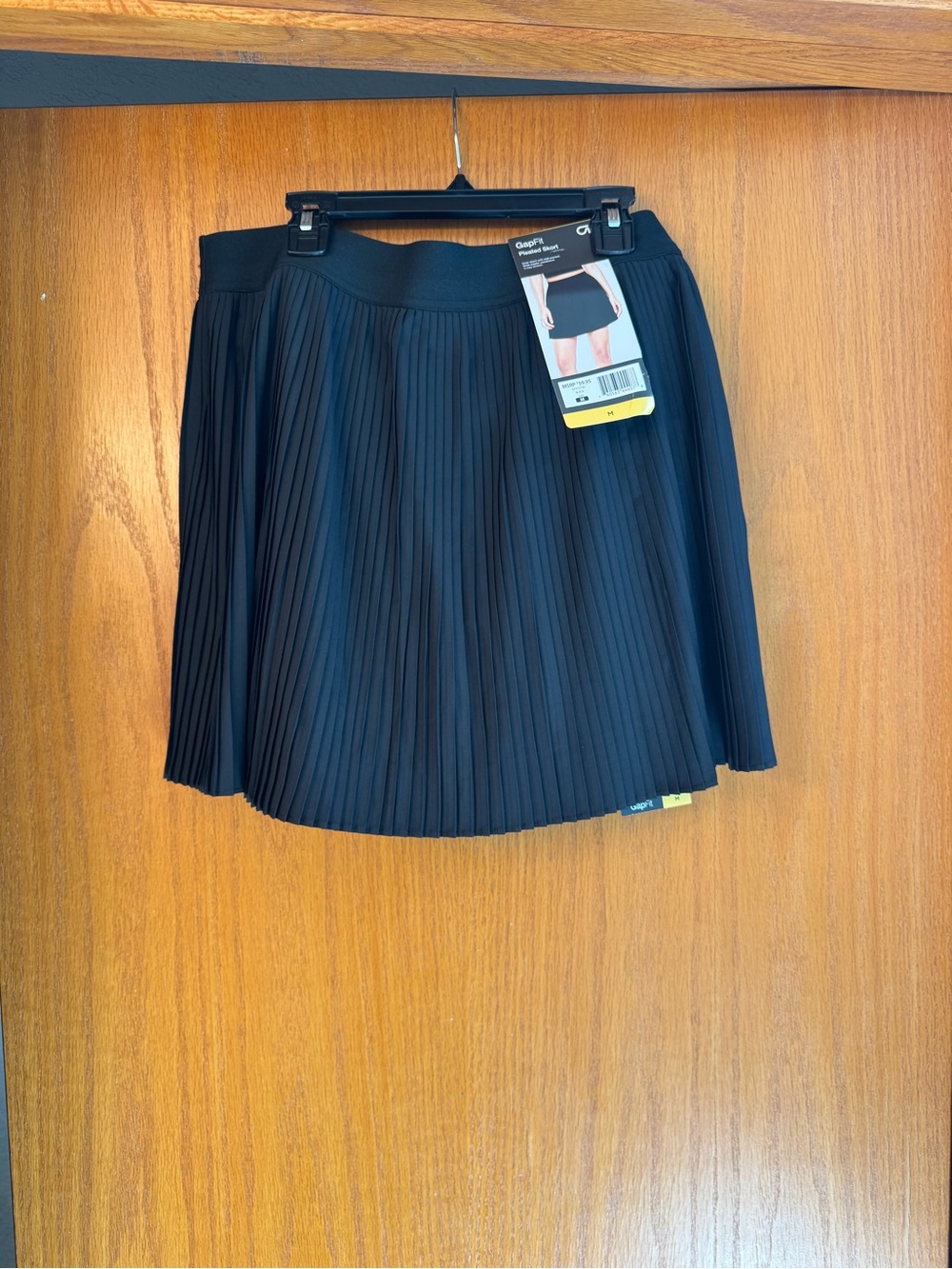 GAP fit Black Pleated Skort with shorts underneath